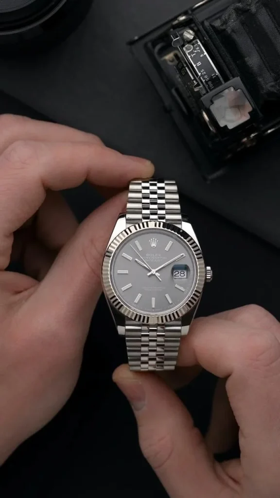 How much does it cost to make a Rolex?