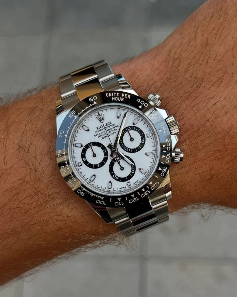 How can you tell if it’s a real Rolex watch?